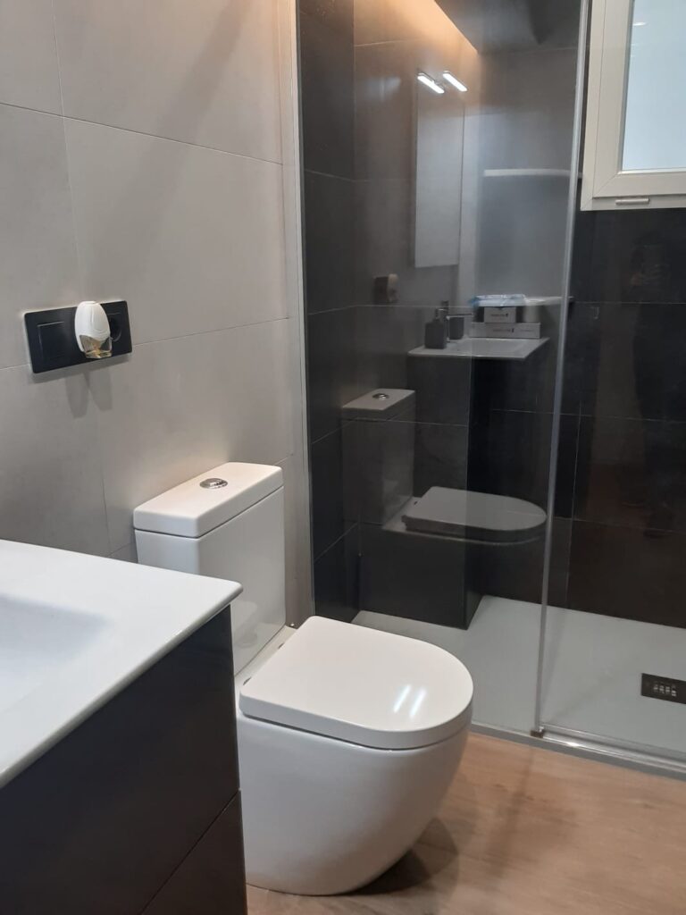 Elegante baño completo Elegante baño completo