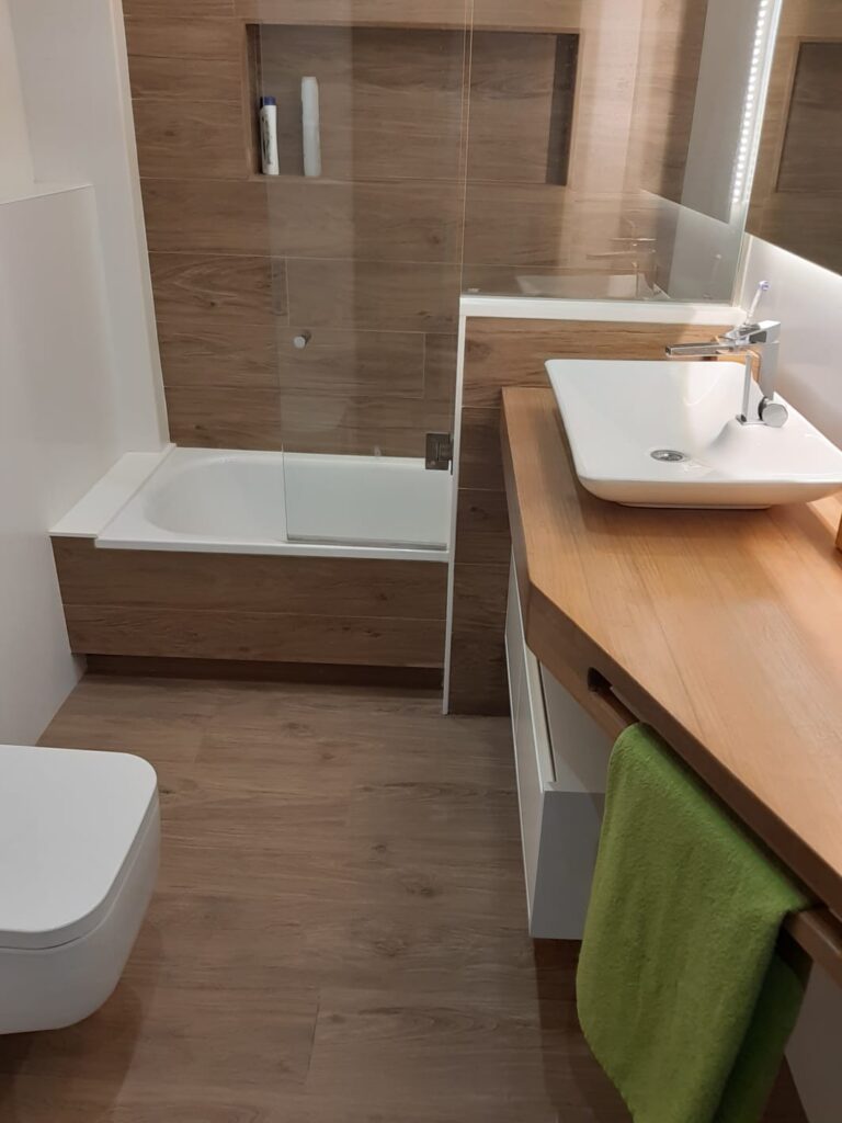 diseño de baño con mobiliario a medida diseño de baño con mobiliario a medida